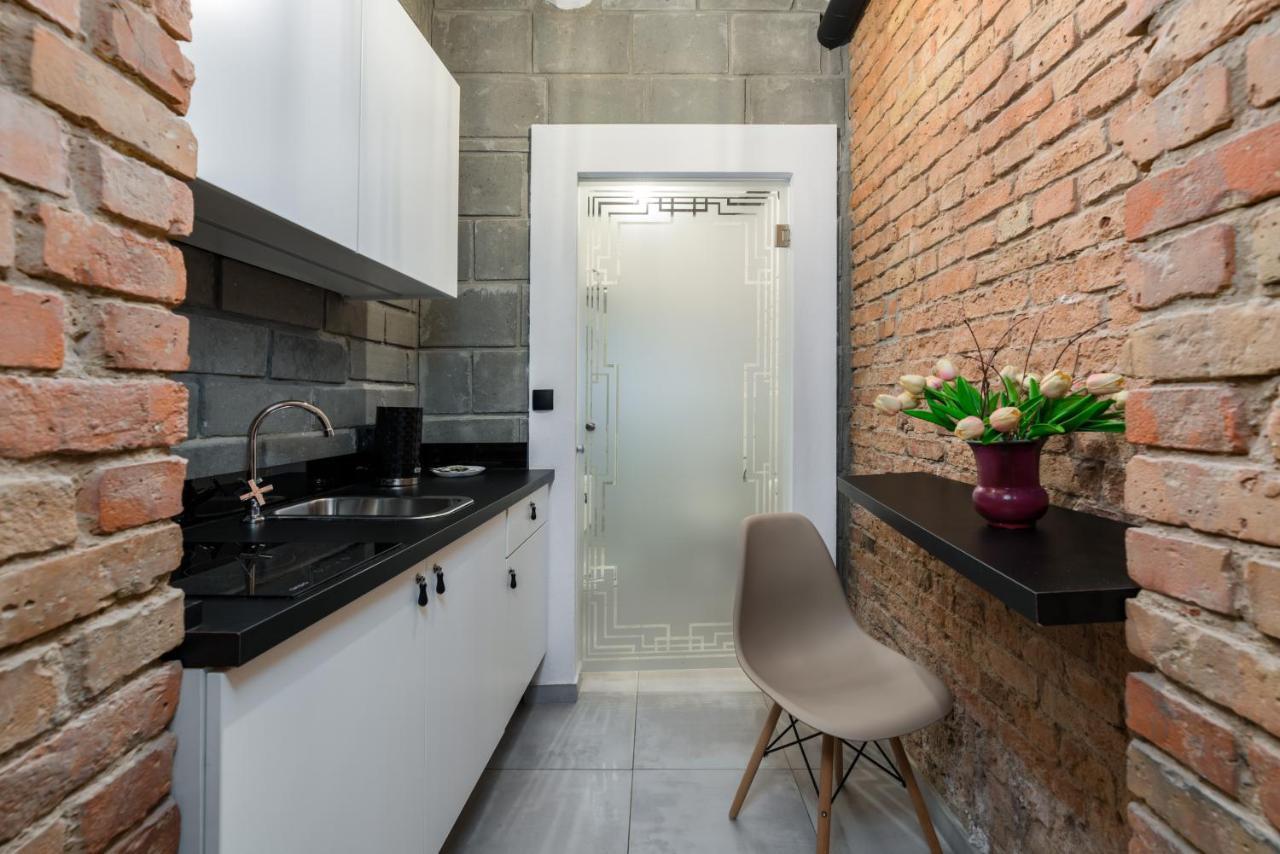 Underground Level Apartments Strzalowa By Renters Poznań Kültér fotó
