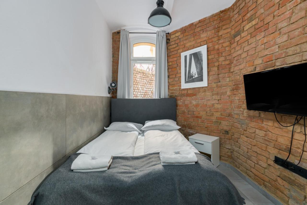 Underground Level Apartments Strzalowa By Renters Poznań Kültér fotó