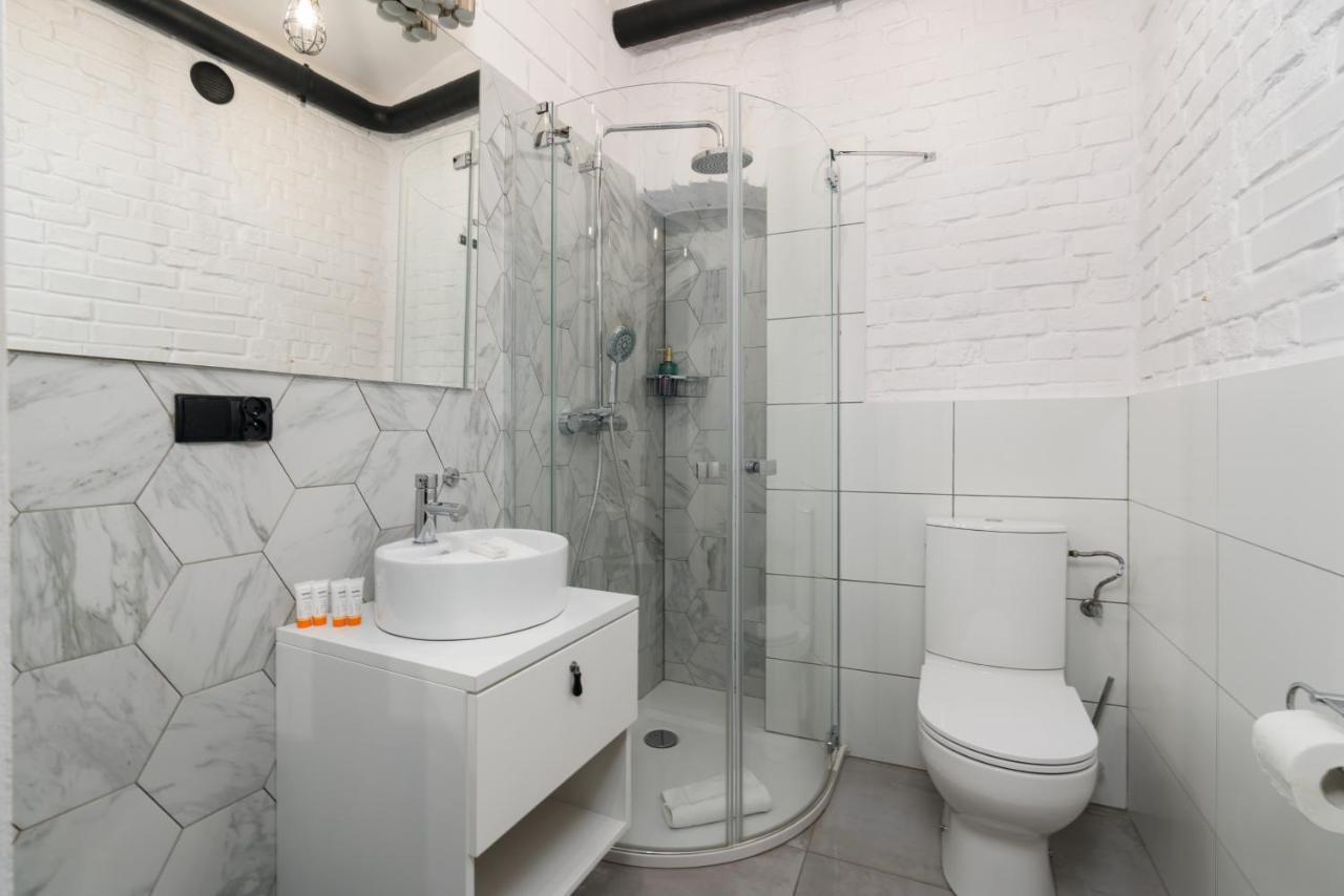 Underground Level Apartments Strzalowa By Renters Poznań Kültér fotó